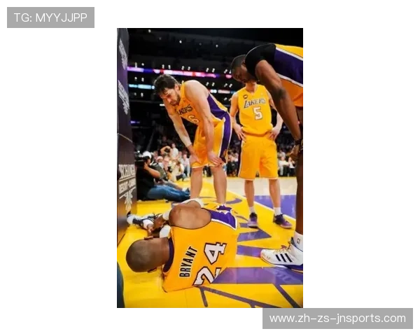 科比明日接受核磁共振检查专家推测或为韧带断裂及膝盖脱位伤情评估